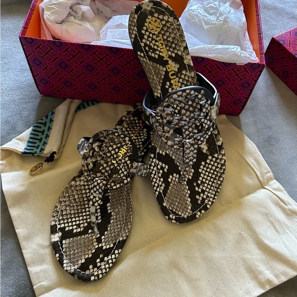 Tory Burch Miller sandals - brand new - Picture 2 of 4